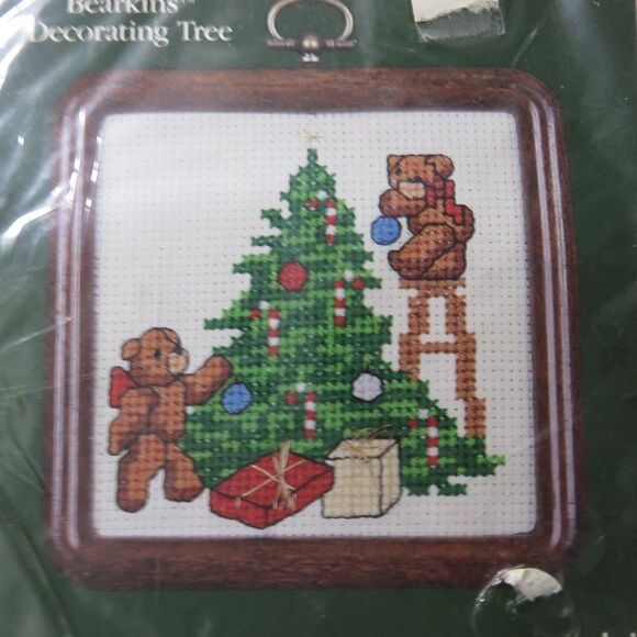 New Vintage 1986 Dale Burdett Bearkins Decorating Tree Country Cross Stitch Kit - Picture 1 of 4